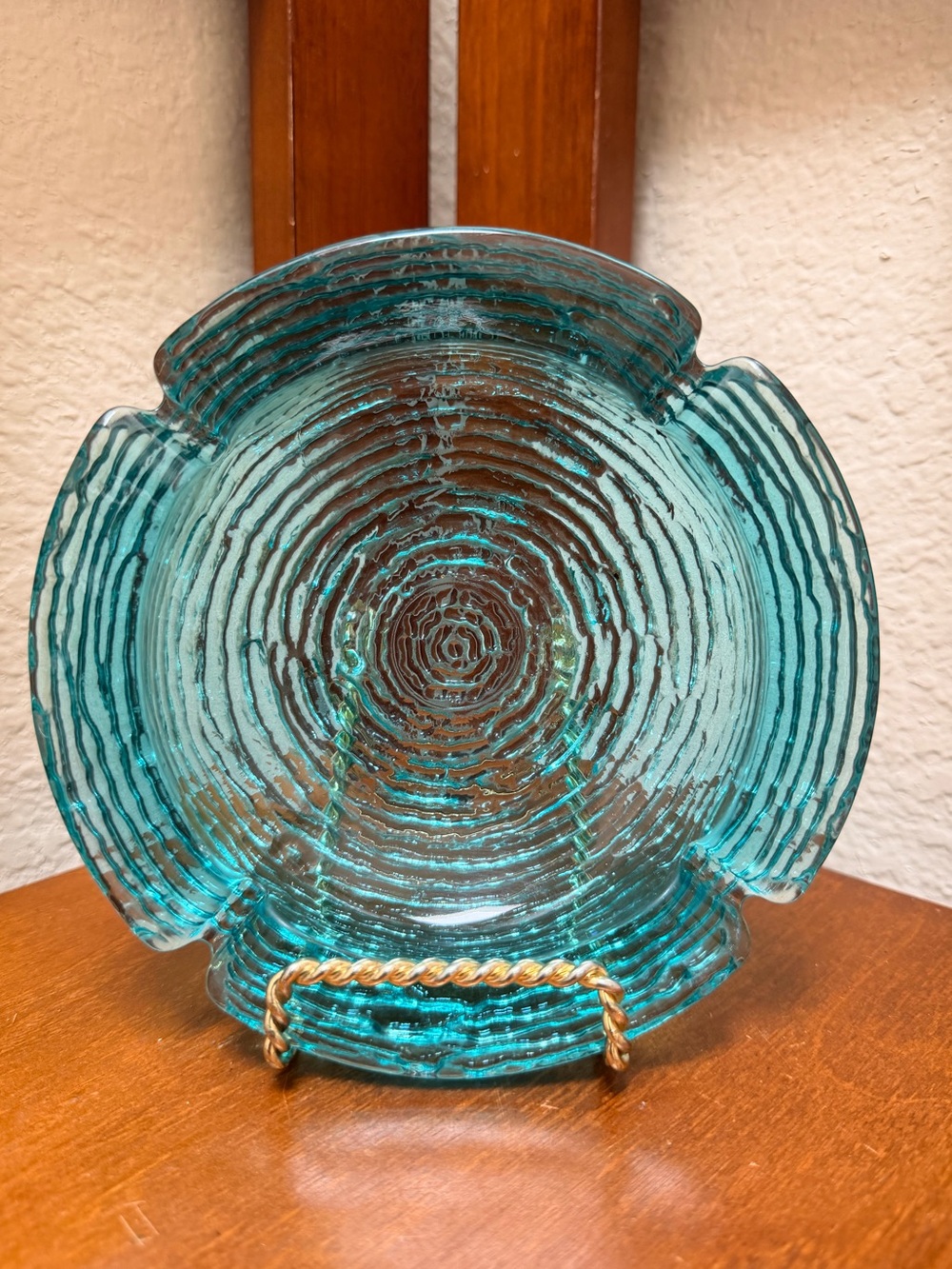 🔹Vintage 1960’s ashtray is a classic, Mid Century Modern